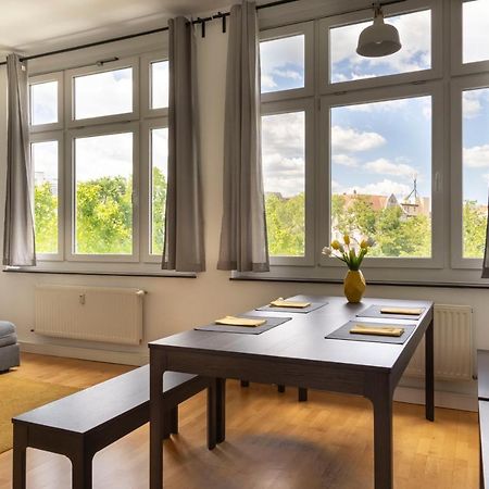 Central +3Br +Big Living Room Next To U-Station Берлін Екстер'єр фото