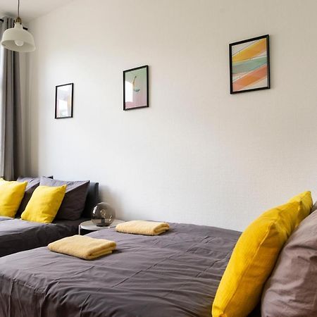 Central +3Br +Big Living Room Next To U-Station Берлін Екстер'єр фото