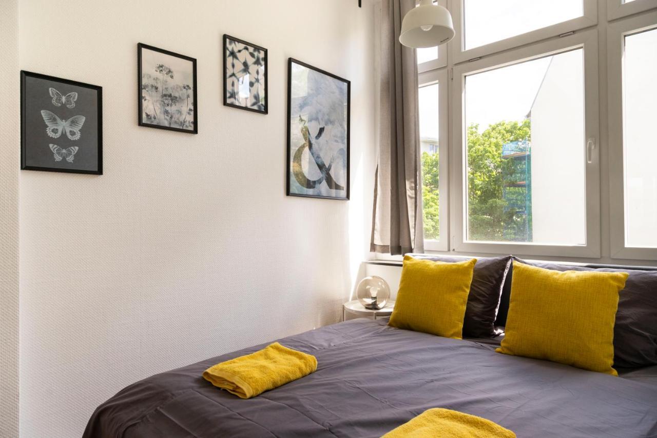 Central +3Br +Big Living Room Next To U-Station Берлін Екстер'єр фото
