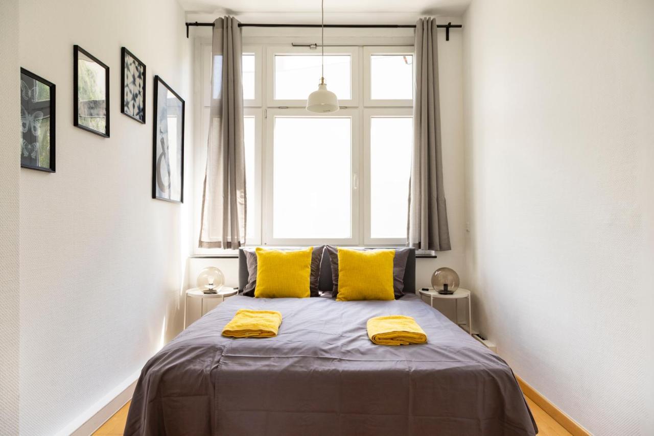 Central +3Br +Big Living Room Next To U-Station Берлін Екстер'єр фото